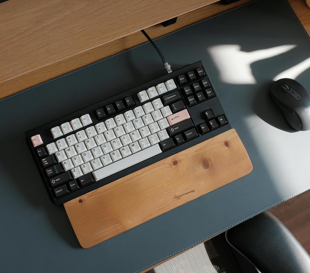 mechanical keyboard